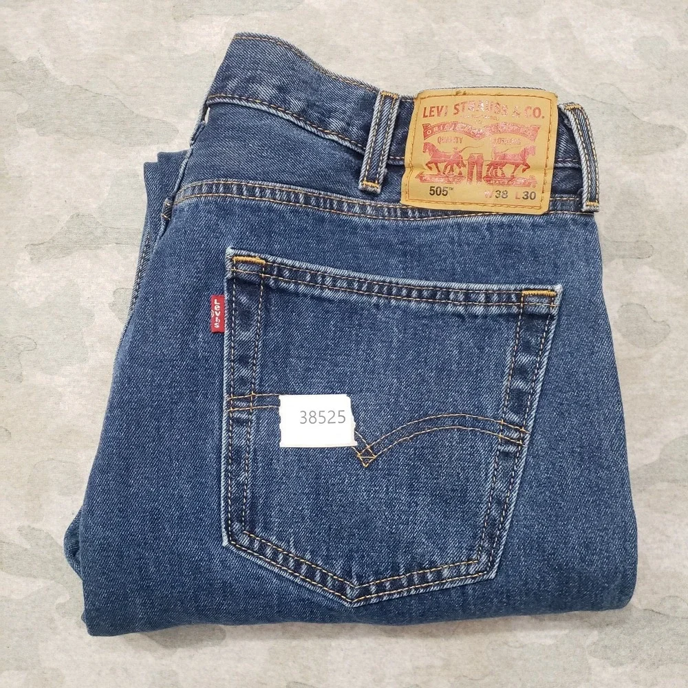 Levi's 505 Jeans Mens 38x30‎ Blue Straight Leg Denim Medium Wash